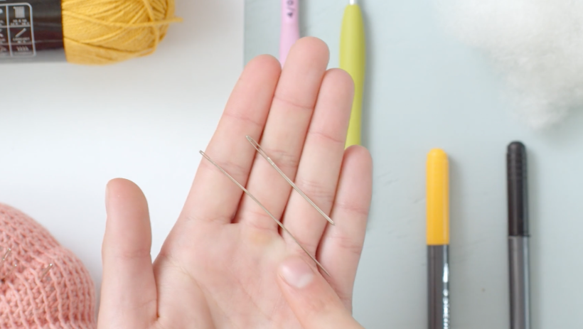 Materiales esenciales para tejer un amigurumi: ¡prepara tus agujas