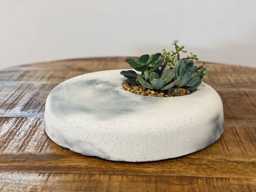 My project in Decorative Techniques with Concrete course 1