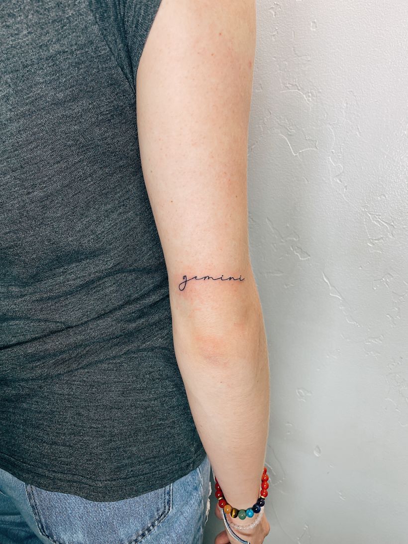 My very first stick and poke (an attempted gemini sign). planet not done by  me. everyone on this sub makes it look easy :') advice and constructive  criticism encouraged pls :') : r/sticknpokes
