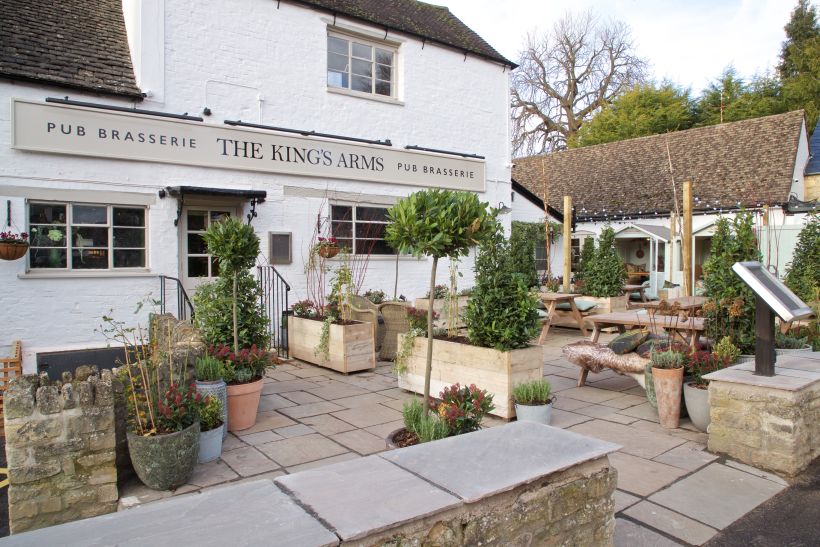 Outdoor Area for a boutique pub/restaurant Cheltenham 4