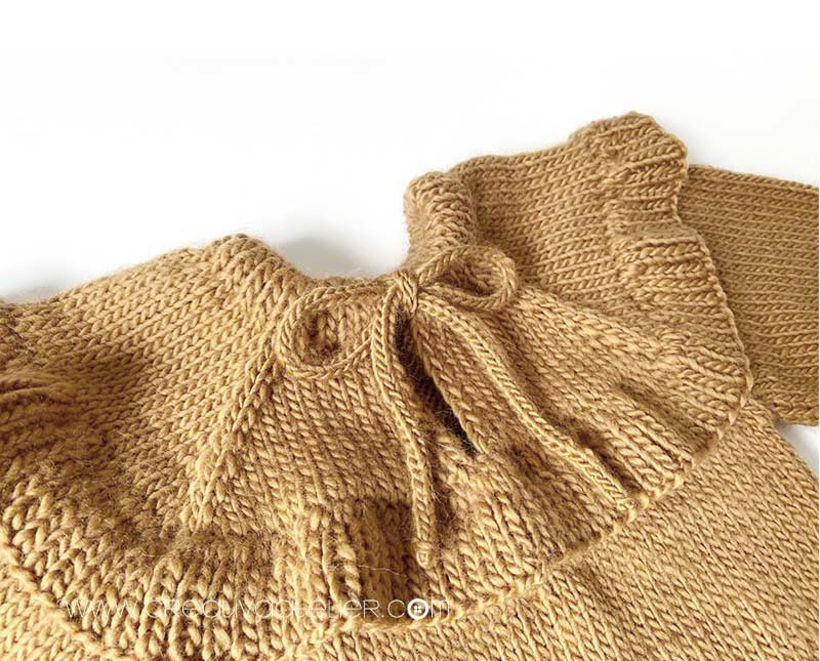 piel triángulo módulo Jersey de Punto con Volante para niña – Ruffle Sweater | Domestika