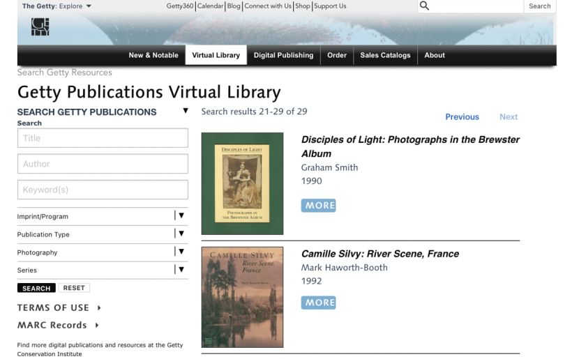 Die Virtuelle Bibliothek verfügt über eine eigene Suchmaschine.
