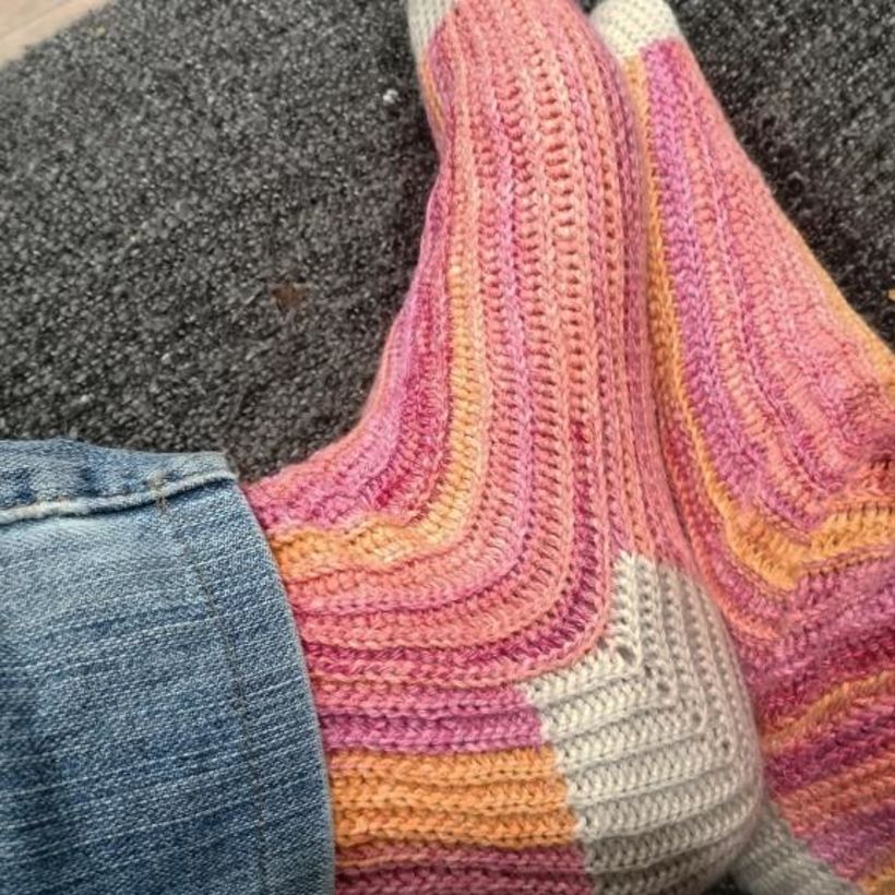 Mis primeros calcetines a crochet, hay que mejorar mucho pero ya los he estrenado 😜