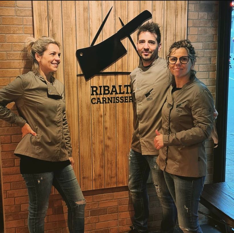 Ribalta team. Working clothing and metallic logo