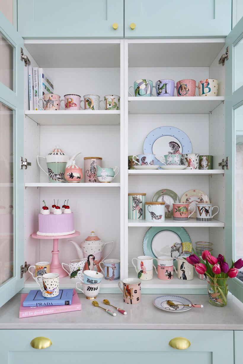 I used the backdrop of my pastel kitchen to style these crockery, mixing and matching colours, patterns and shapes.