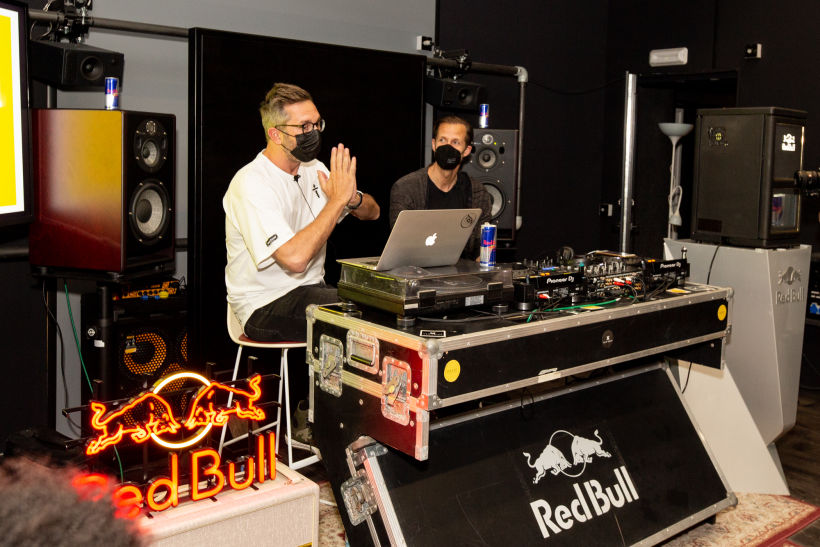 Curso HOLA DJ! Ibiza, charla entre Oriol Calvo y Adam Beyer 10