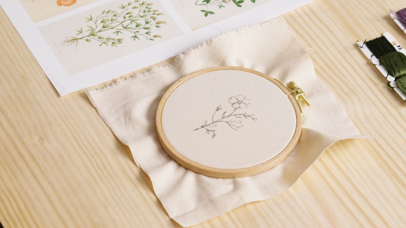 25 beautiful ways to stitch EMBROIDERY FLOWERS - SewGuide