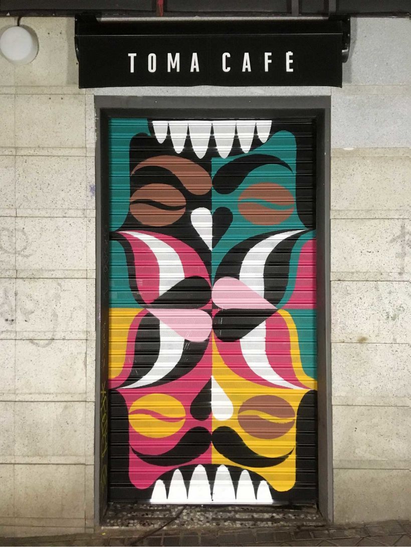 Homes Tone creative duo works: @homes_tone : @drhomes & @rafa_bertone  Para TOMA CAFE Olavide / Mural made in collaboration with Dr Homes For TOMA CAFE Olavide 4
