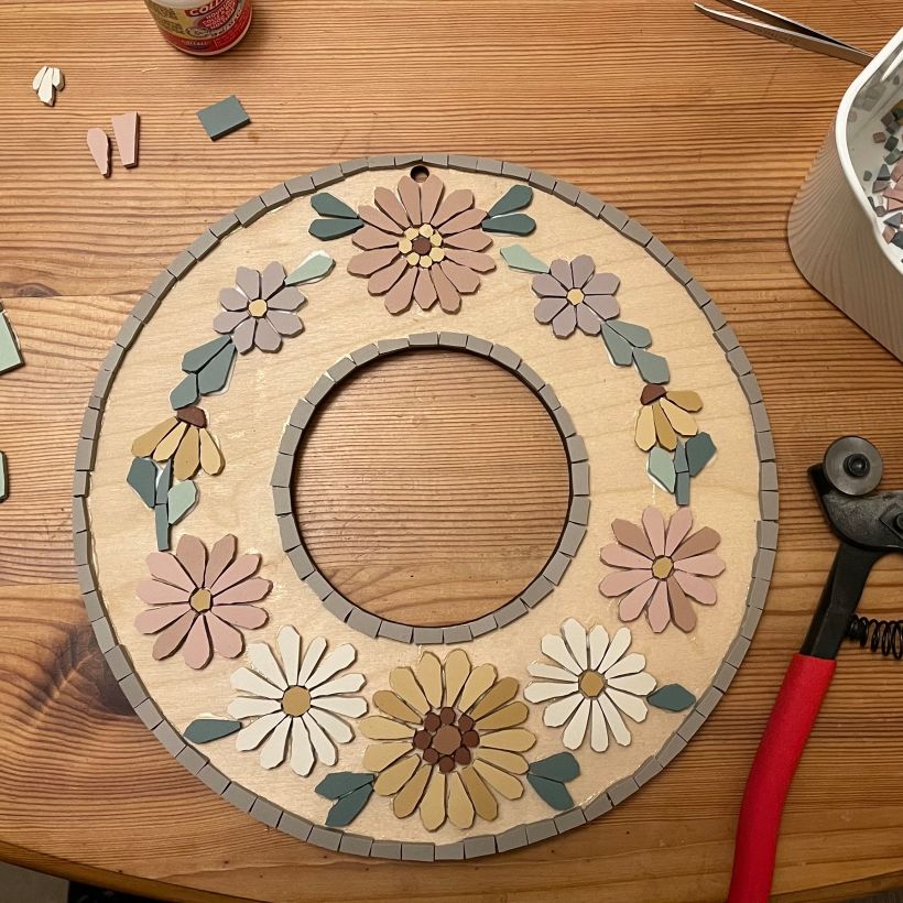 My project for course: Modern Mosaic Art: Make Floral Compositions with Tiles 7