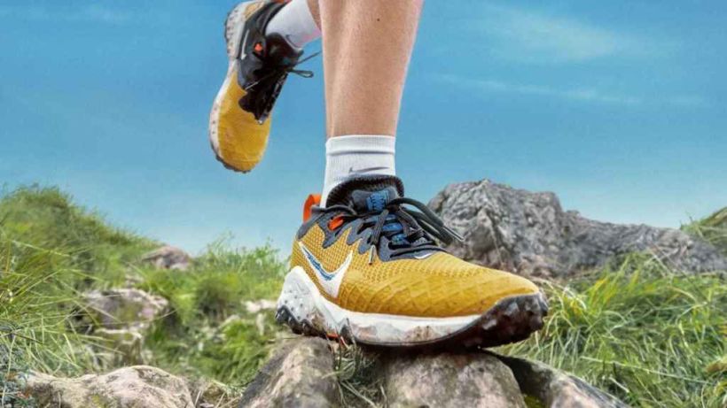Bienvenidos Runners, aqui encontraras las mejores zapatillas para running, trail y senderismo. Lleva tu deporte al siguiente nivel. 5