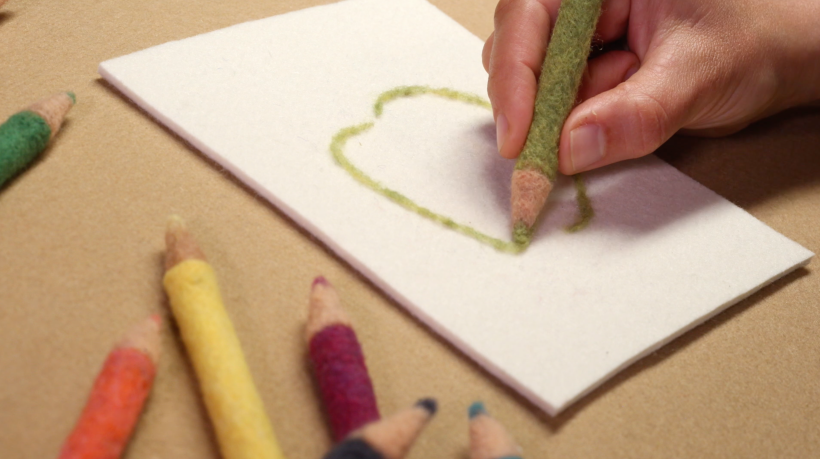 Drawing with Wool: Apple 3