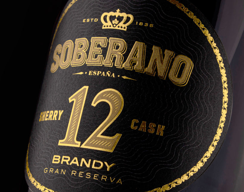 Soberano marca española de Brandy de Jerez que forma parte del prestigioso portafolio de González Byass. 1