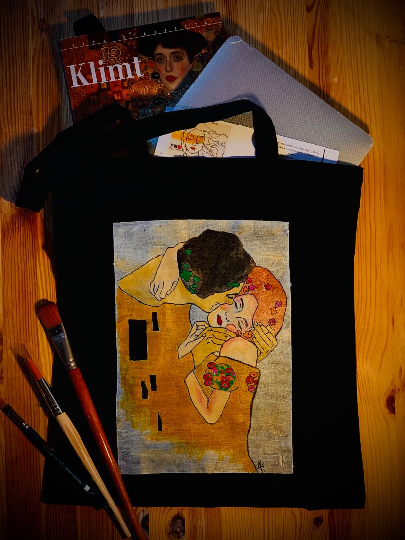 bag dipinta a mano Klimt ''Il Bacio''