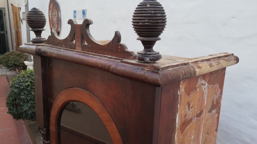 Restauración de Mueble Familiar de 130 años de antigüedad  7