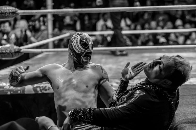 Entre las Cuerdas: Un Viaje Visual por el Mundo de la Lucha Libre Mexicana 29