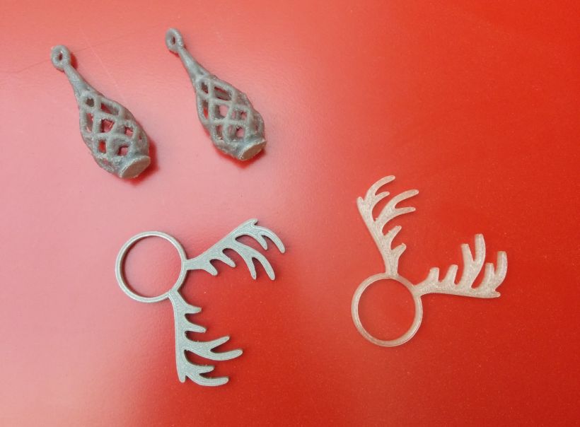 Diseño y fabricación de bisutería de navidad con impresión 3D