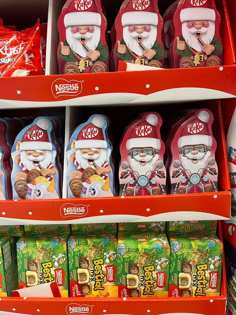 Ilustraciones para colección de latas KIT KAT Santa Claus. Campaña mundial.