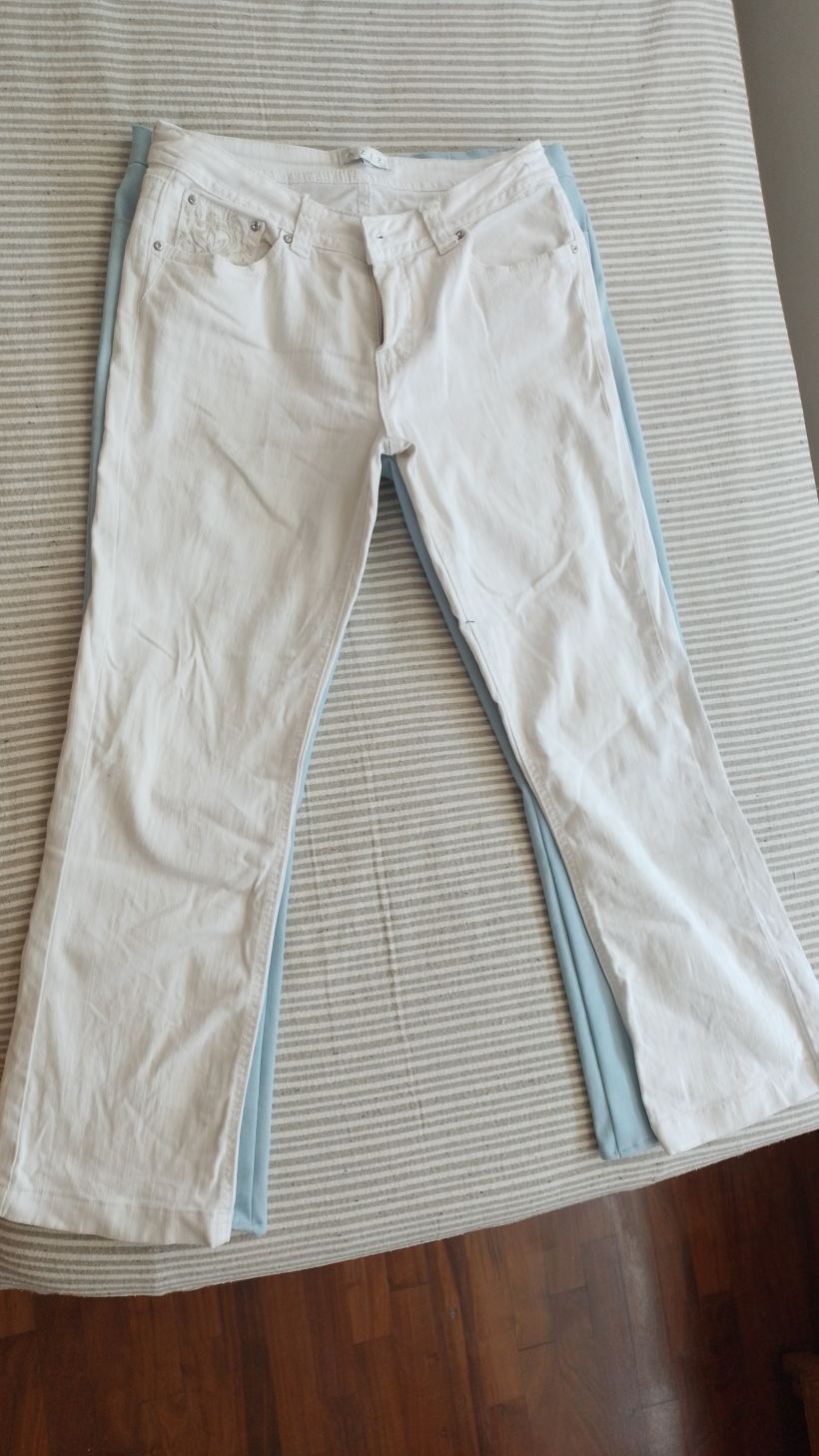 Pantalón blanco, original
