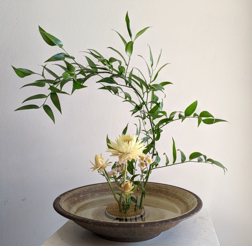 O que é a arte de arranjos florais Ikebana? 5