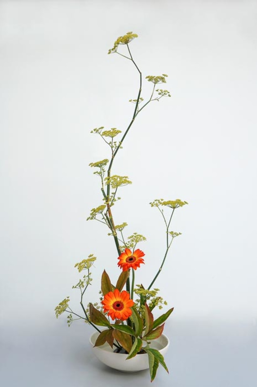 O que é a arte de arranjos florais Ikebana? 10
