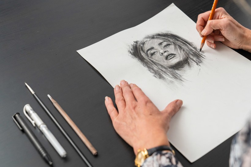 10 cursos online para aprender a dibujar retratos realistas | Domestika