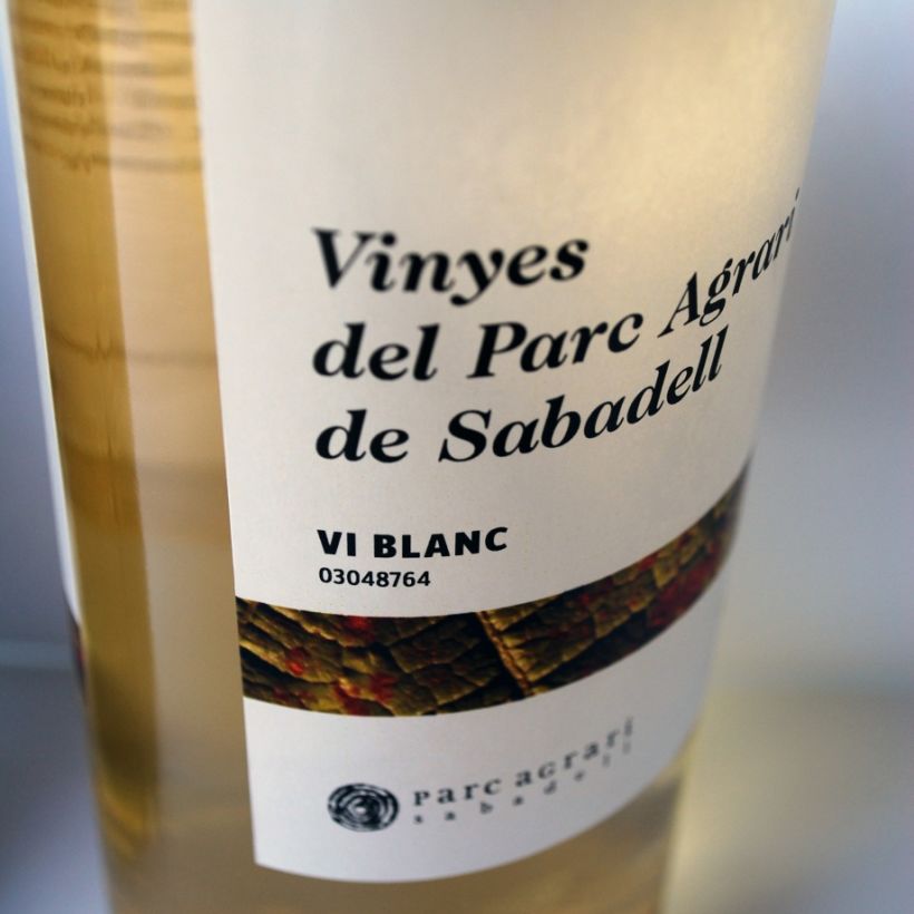 Etiquetas de vino de las "Vinyes del Parc Agrari de Sabadell" 4