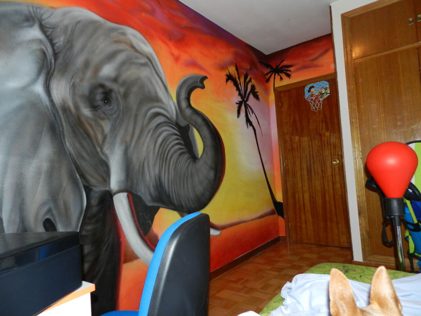 Elefante en dormitorio 3
