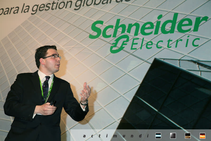 Schneider Electric - EcoStruxure 24