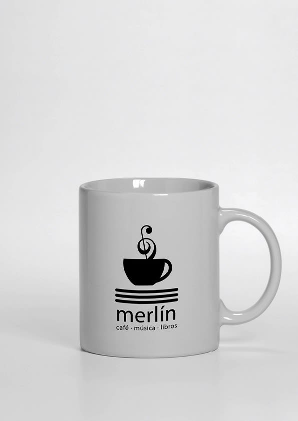 Merlín - Café, Música y Libros 16