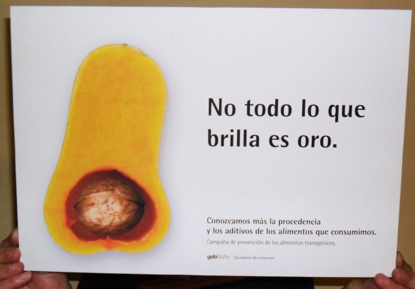 Campaña publicitaria contra alimentos transgénicos del Gobierno de la Ciudad de Buenos Aires 4