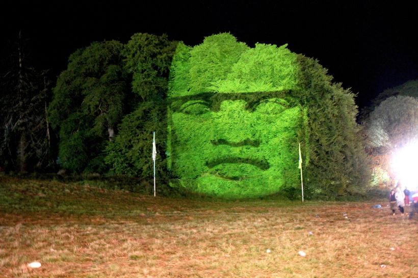3D light projections on trees 5