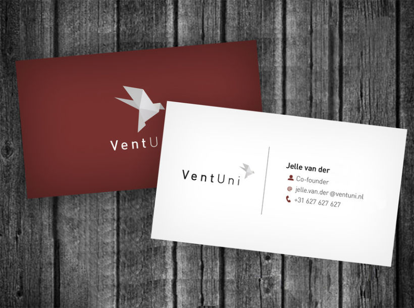 VentUni logo y tarjeta de visita 3