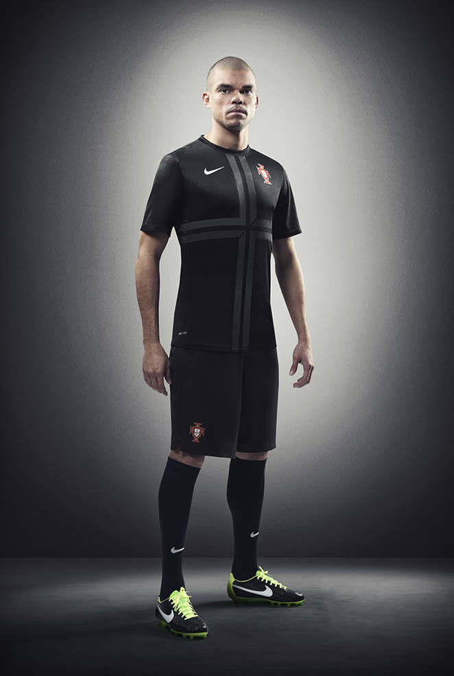 Nike Portugal away kit 4