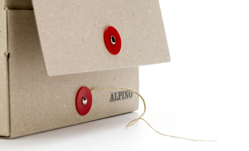 Naming, diseño de marca y packaging | Alpino ArtBox | Domestika
