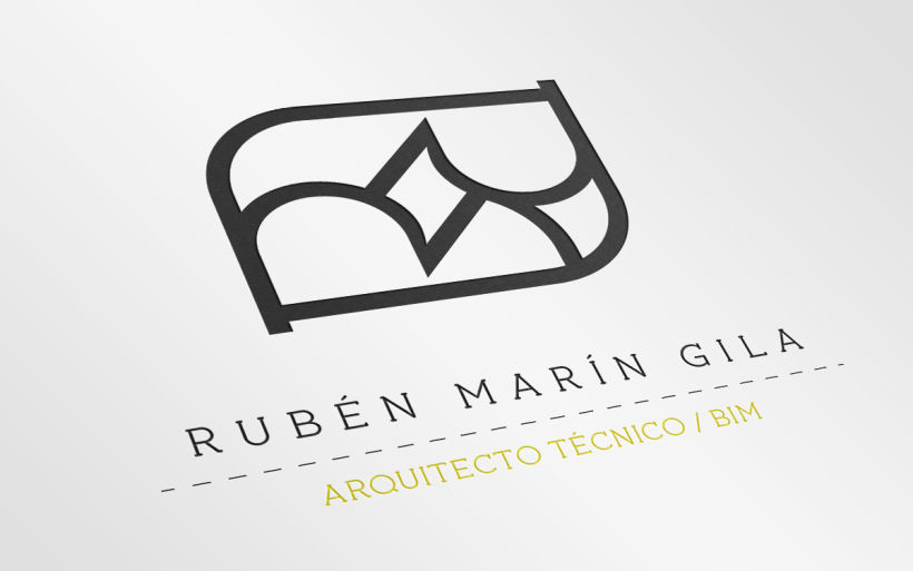 Diseño de identidad y tarjeta para Rubén Marín Gila 4