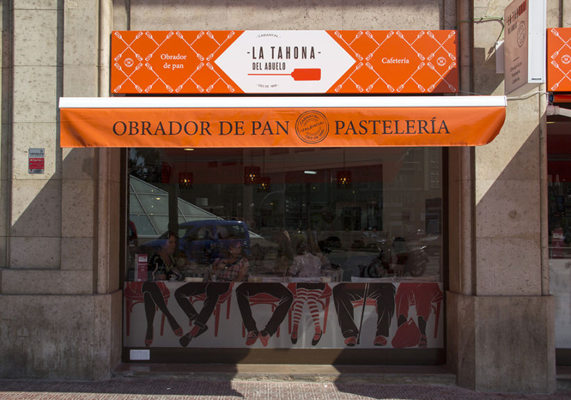 La Tahona del abuelo, horno tradicional y cafetería. Señalética, murales, vinilos. Valencia / 2013-2014 2