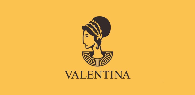 Valentina | Diseño, fotografía y spot 0