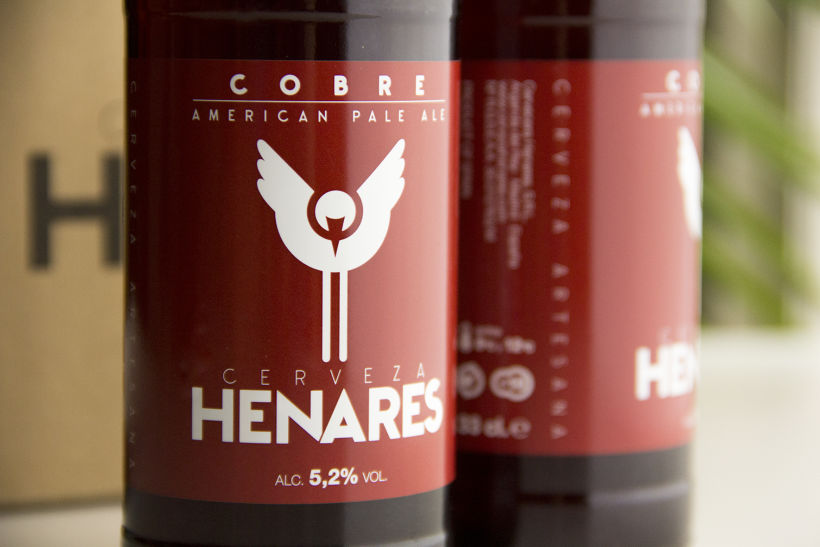 Diseño de marca y etiqueta Cerveza HENARES mod. "cobre". 1