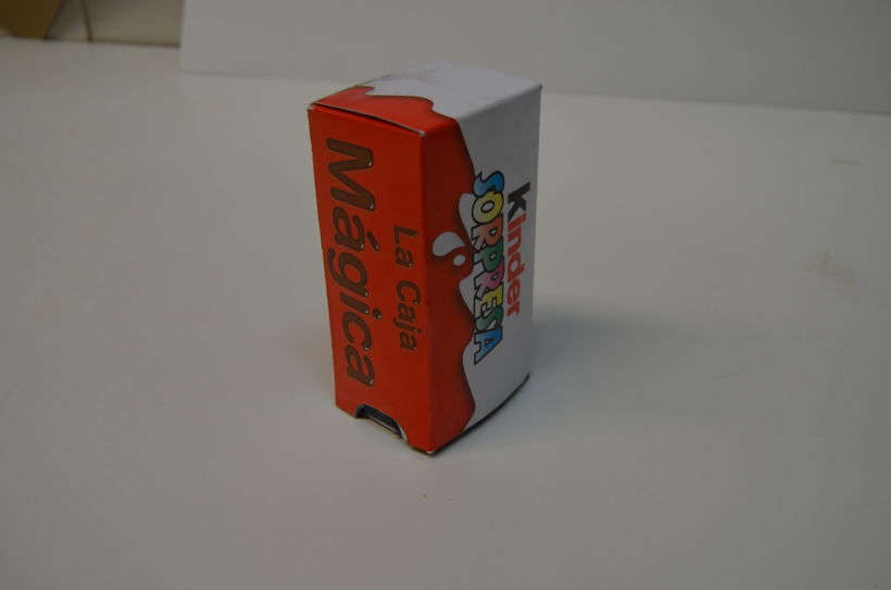 Packaging: Caja de magia de Kinder Sorpresa - https://www.youtube.com/watch?v=BfxA7CWA3Nc  5