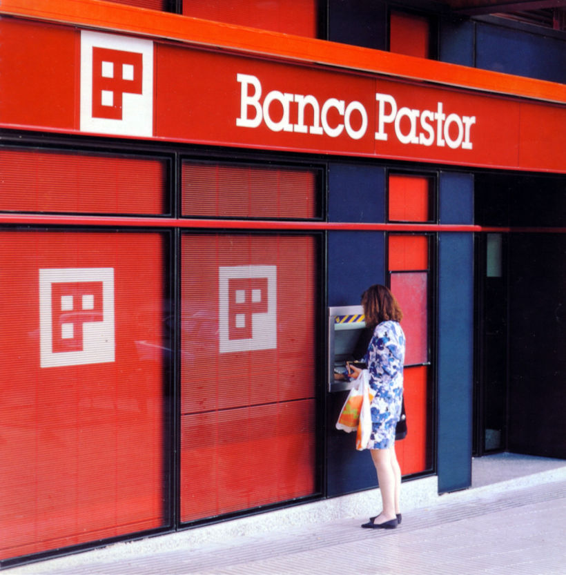 Banco Pastor 1