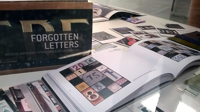 Forgotten Letters: Trabajo final de los estudios de diseño gráfico en la ESDIR 2