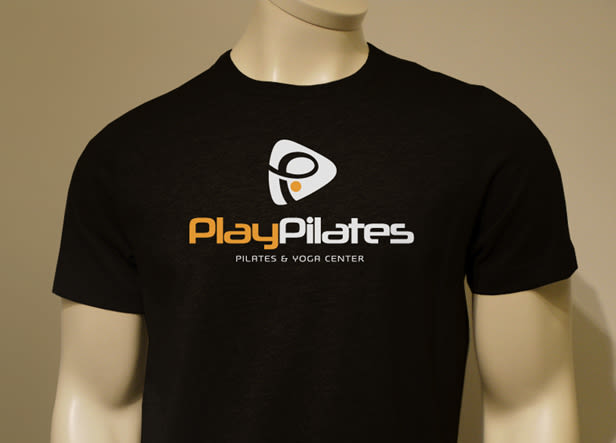 PlayPilates es el nombre de un centro deportivo ubicado en Jaén, donde se realizan actividades de pilates, yoga, gimnasia para mayores, entrenamiento personal, zumba, etc... 1