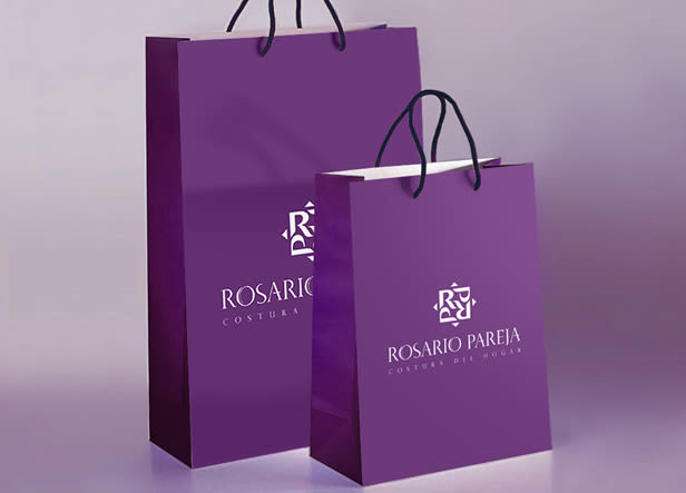Logotipo para Rosario Pareja, una tienda especializada en elementos de costura para el hogar como cortinas, mantas, fundas de sofá, cojines y todo tipo de elementos textiles pensados para la decoración. -1
