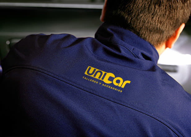 Unicar es el nombre de un taller-tienda ubicado en Sevilla donde se puede adquirir cualquier tipo de recambio o complemento para el automóvil así como realizar cualquier tipo de servicio de taller. 1