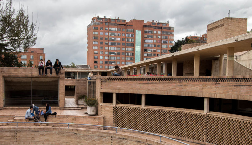 Facultad de Ciencias Humanas de la Universidad Nacional de Colombia, Bogotá | Arq. Rogelio Salmona 1995 9