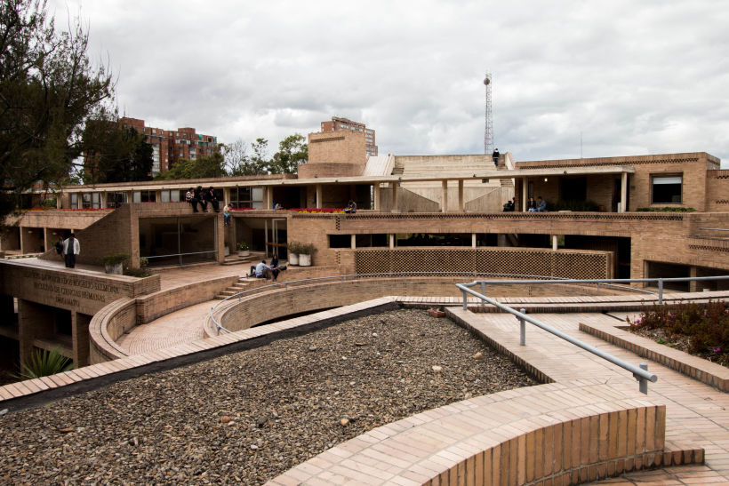Facultad de Ciencias Humanas de la Universidad Nacional de Colombia, Bogotá | Arq. Rogelio Salmona 1995 11