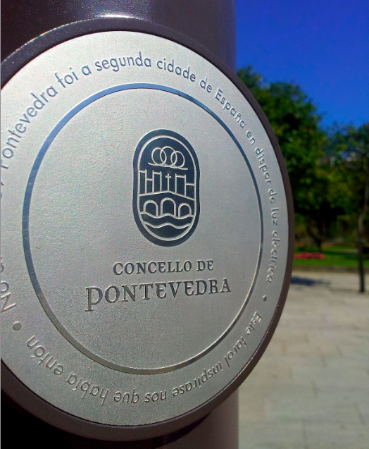 Identidade Concello de Pontevedra, inspirada nos blasóns tradicionais. 4
