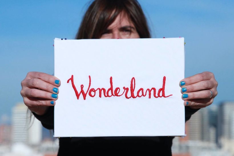 Bordado para el libro "Wonderland: un viaje maravilloso" 20