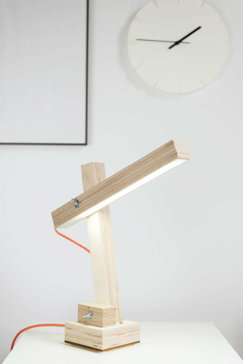 WL01 - Lámpara de escritorio 2