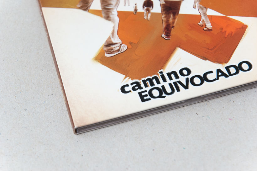 CAMINO EQUIVOCADO "Caminando" - CD digipack 4